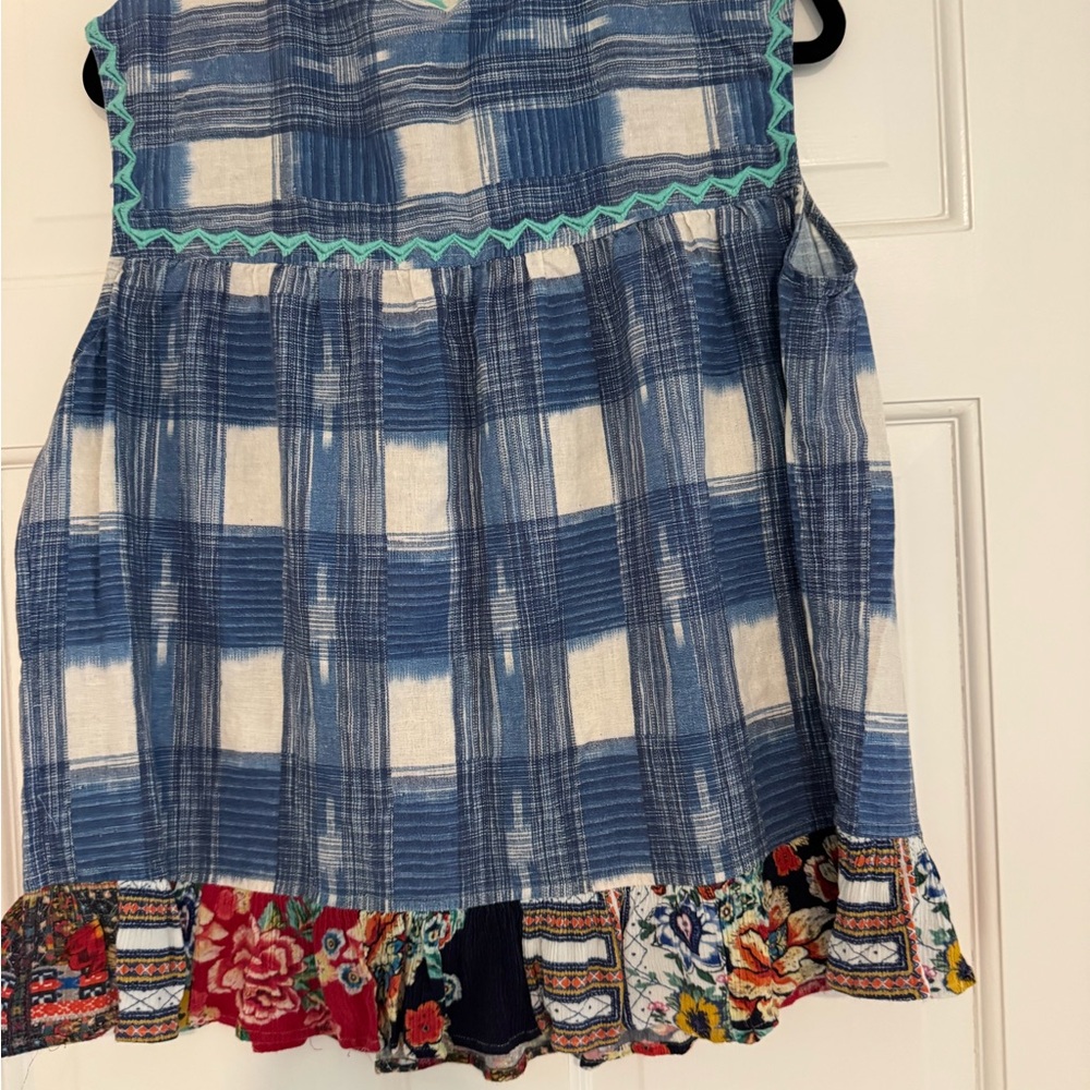 John Mark Blue Plaid Blouse with Floral Embroidery. Size large - Picture 2 of 4